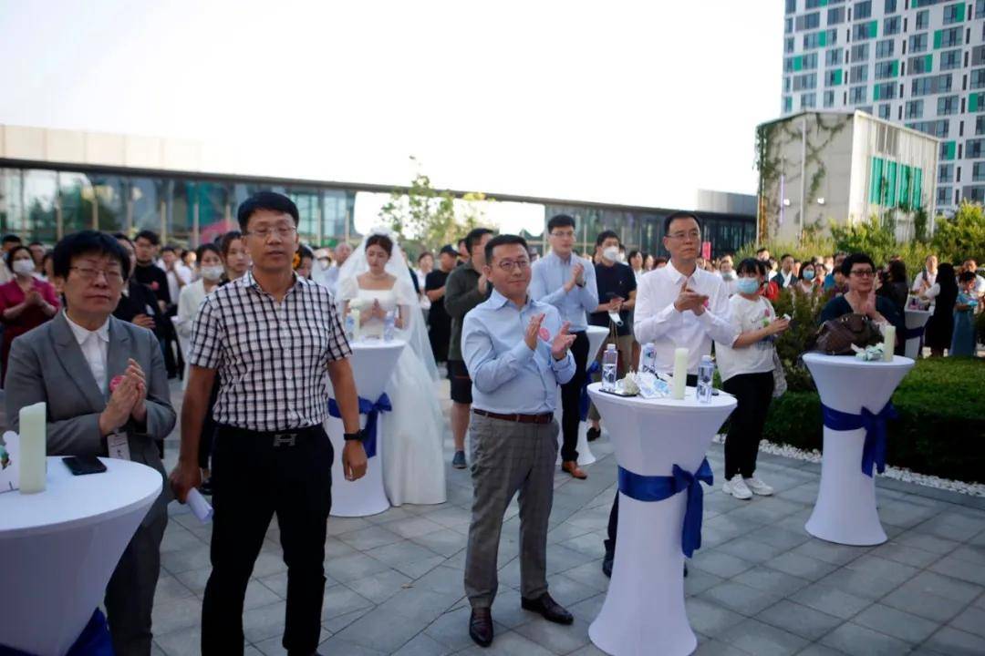 友谊集团与万隆广场战略合作暨招商大会耀世启幕