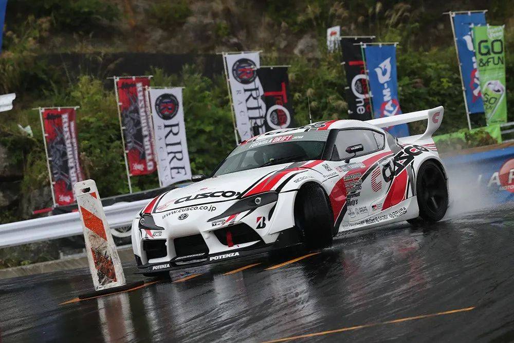 cusco gr supra 赛车在formula_drift japan锦标赛 赛事上,荣获第3名!