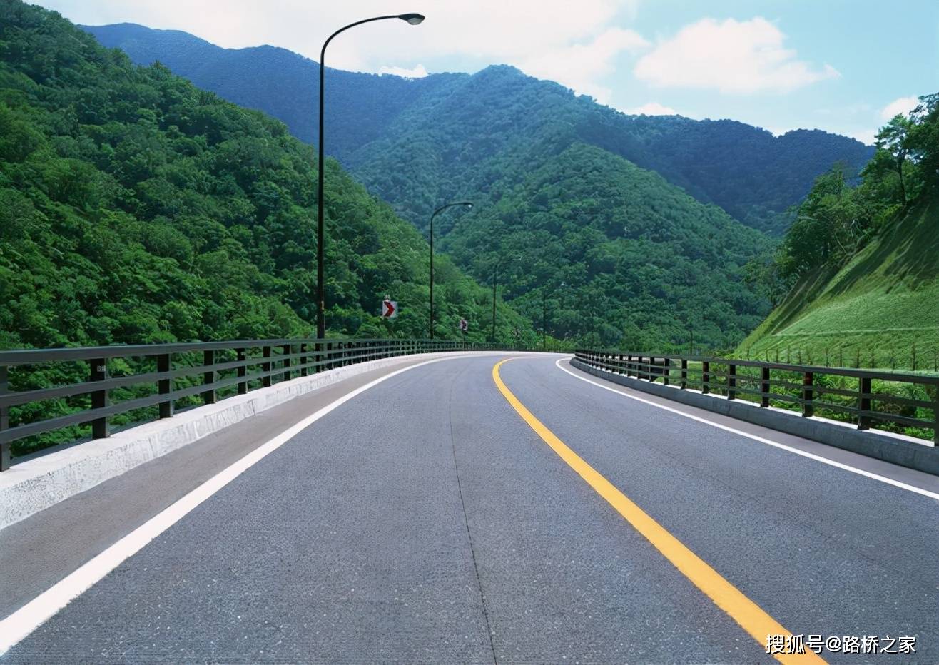 丽江至维西高速公路,四川稻城至丽江高速公路拉伯至大东段社会投资人