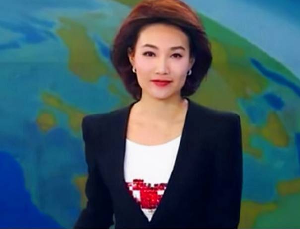 有种"整容"叫李梓萌,为显老戴了13年的假发,摘下后美到不敢认