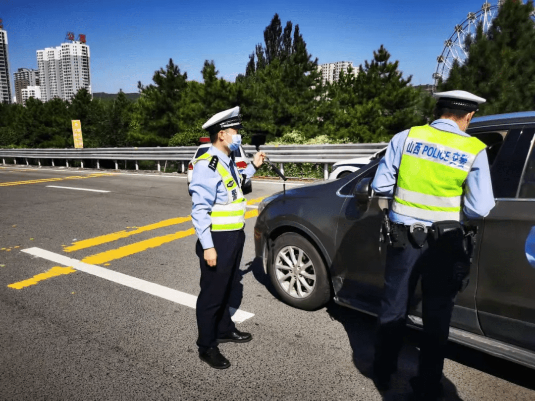 车辆救援电话_车辆救援绳_车辆故障如何救援