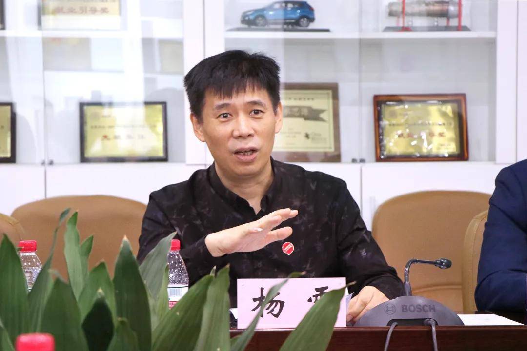 垠坤集团董事长杨雷表示,此次签约是在以往战略合作基础上的深化与