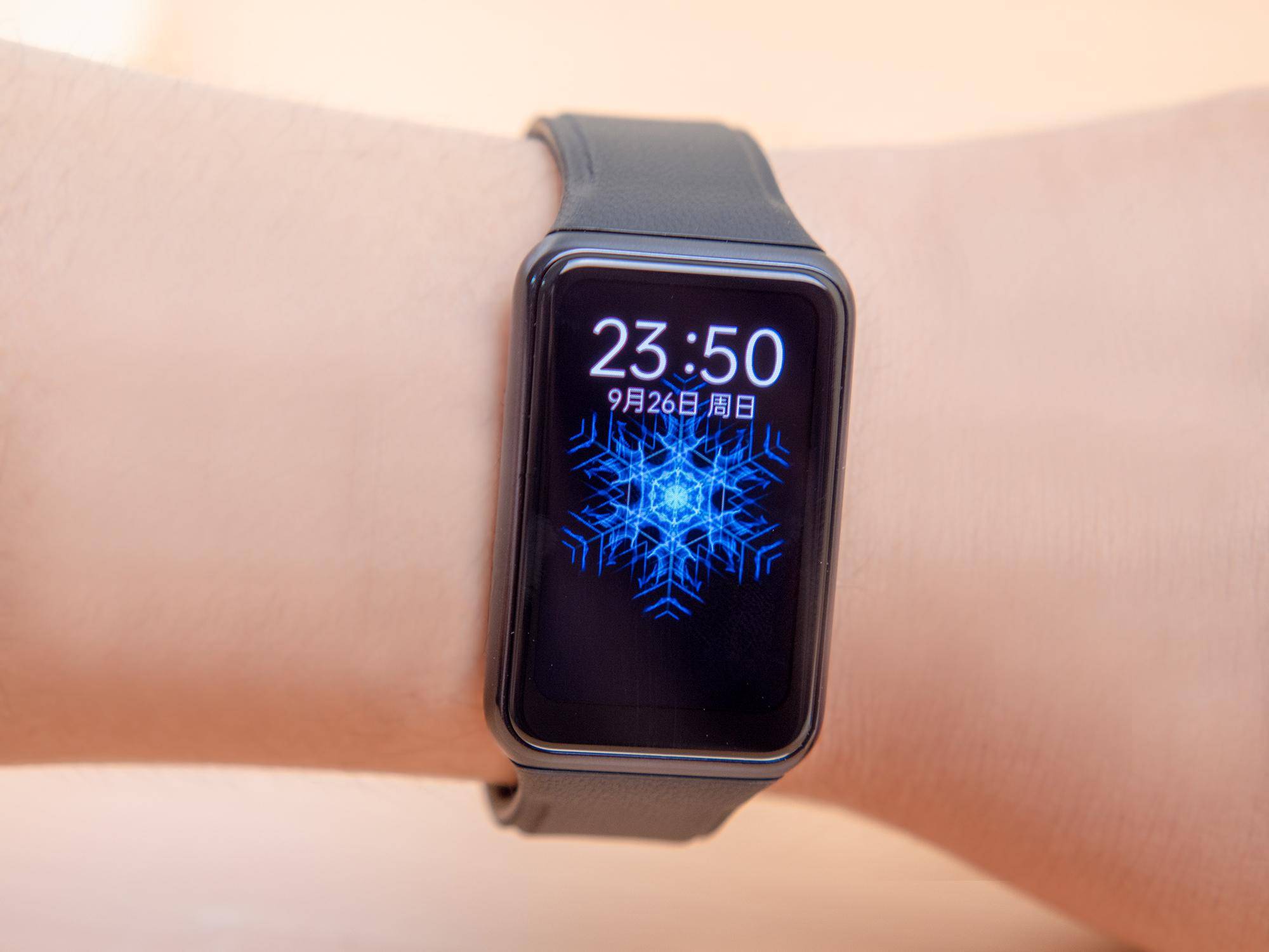 oppowatchfree,oppowatch2 oppowatchfree评测小巧轻薄续航长运动睡眠全监测