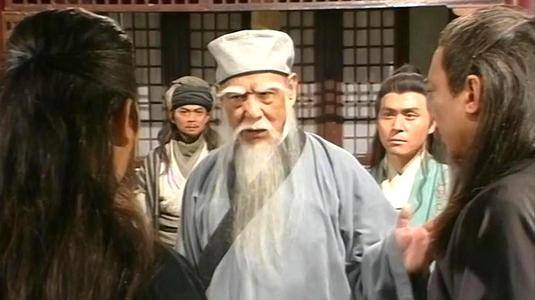 《天龙八部》里的扫地僧武功高强,为什么甘愿做一个扫地的尚?