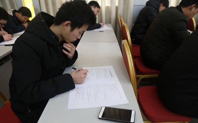 面试技巧及注意事项_跑步注意哪些事项与技巧_新钢笔使用前应注意哪些事项
