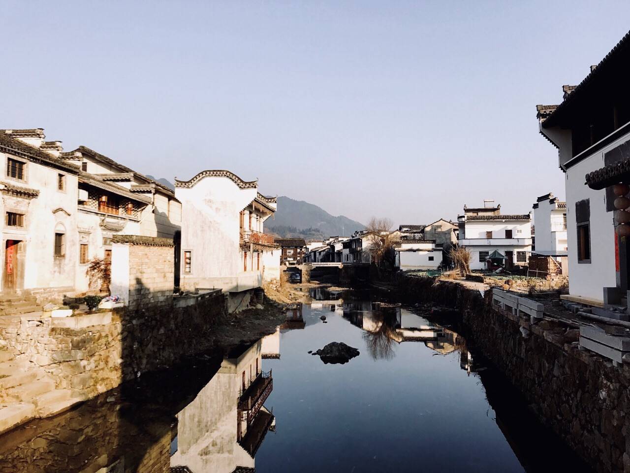 安徽一座古村,是全国乡村旅游重点村,是第一批传统村落