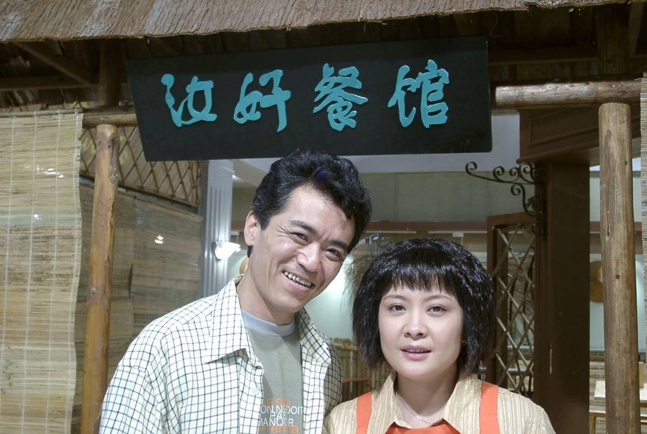 苏志丹是1953年出生的,他有过一段婚姻,可惜两人的性格不合而离婚.