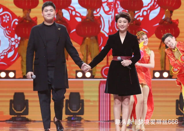 春晚神秘女富豪观众真面目曝光!戴6700多万的珠宝,气质非凡