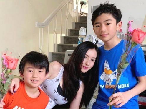 原创不愧是谢霆锋的儿子14岁谢振轩开始谈恋爱为了女友不愿转学