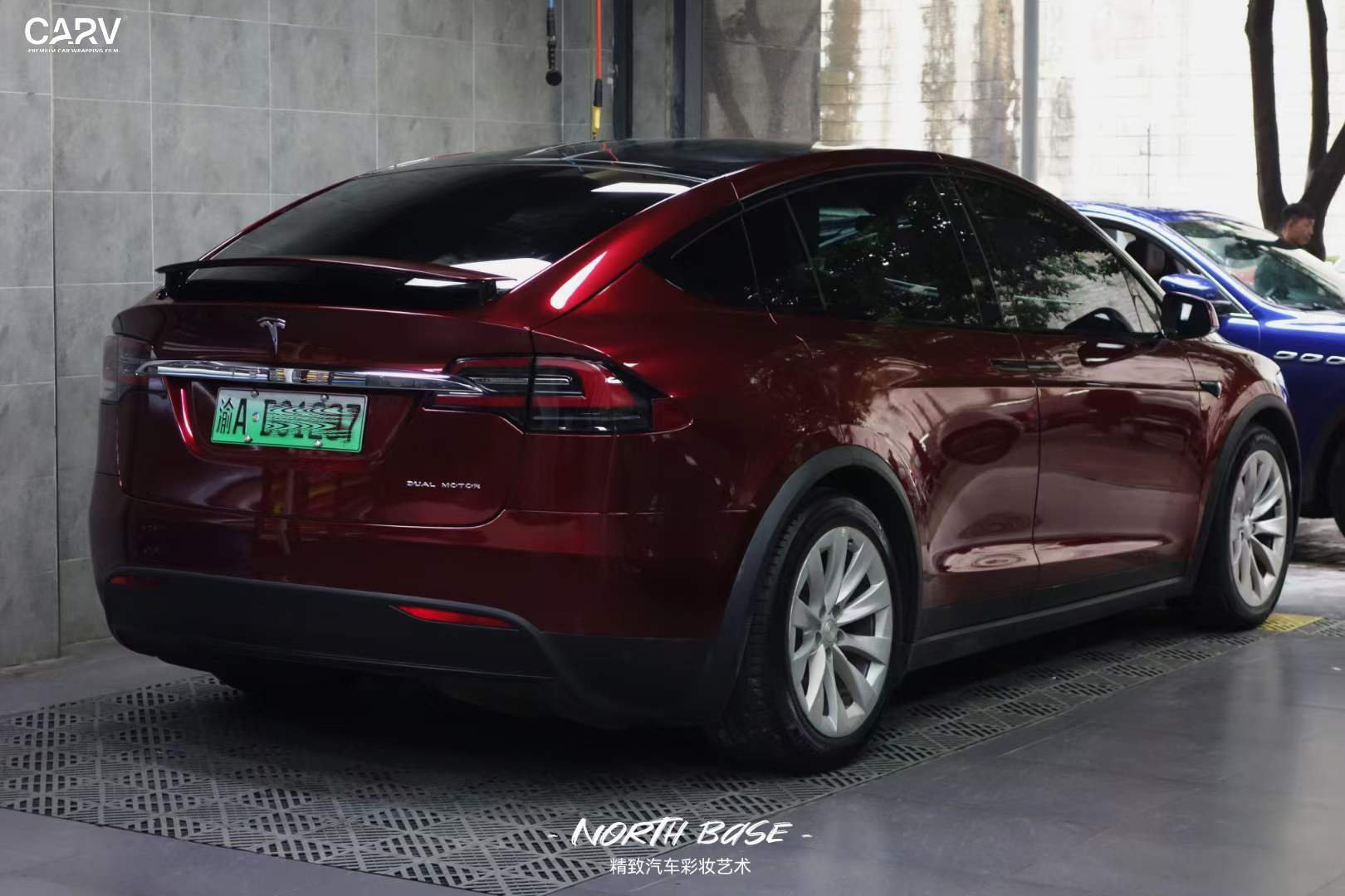 新款特斯拉modelx,特斯拉新款modelx 特斯拉modelx卡孚改色膜pet龙血红