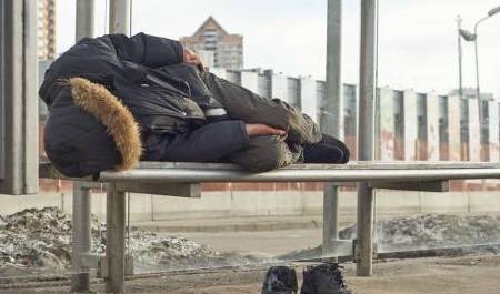最帅流浪汉"犀利哥"再现江湖!网友:帝王气质_真蛮