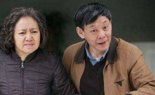 李幼斌的亲姐姐,出道多年一直不火,却拒绝和亲弟弟一起合作!
