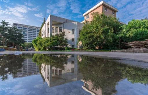 上海市同城高校,上海师范大学和上海外国语大学贤达经济人文学院