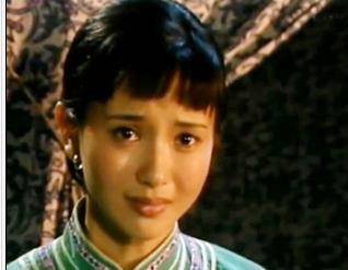 水汪汪的眼睛,翻滚打转的辛酸泪,陶慧敏饰演的小白菜,被观众形容"一