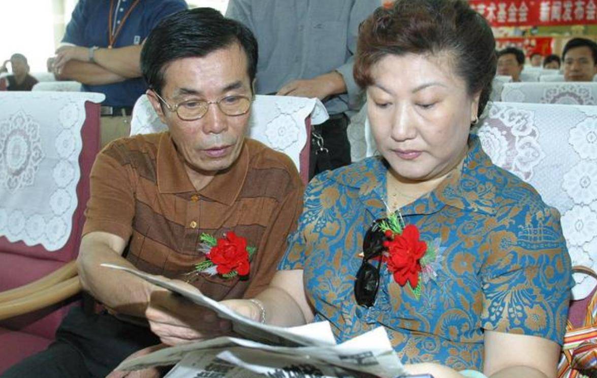 何庆魁,就这样写下了他的结局,在"渣男"与"情种"之间浮沉_张艳茹