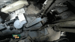 限制火炮射速的原因主要在于身管的耐受性,以及输弹装填机构的技术