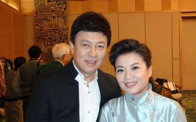 25次上春晚,和吕继宏似夫妻,53岁"民歌皇后"张也怎么样了?