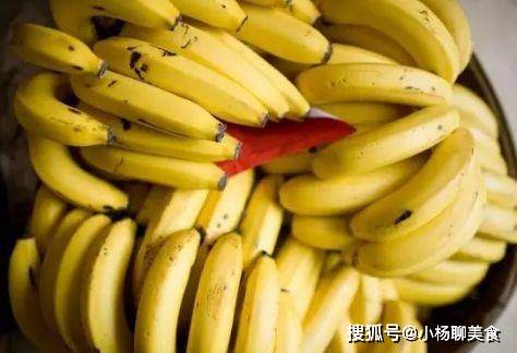 早上空腹吃香蕉 来自搜狐网
