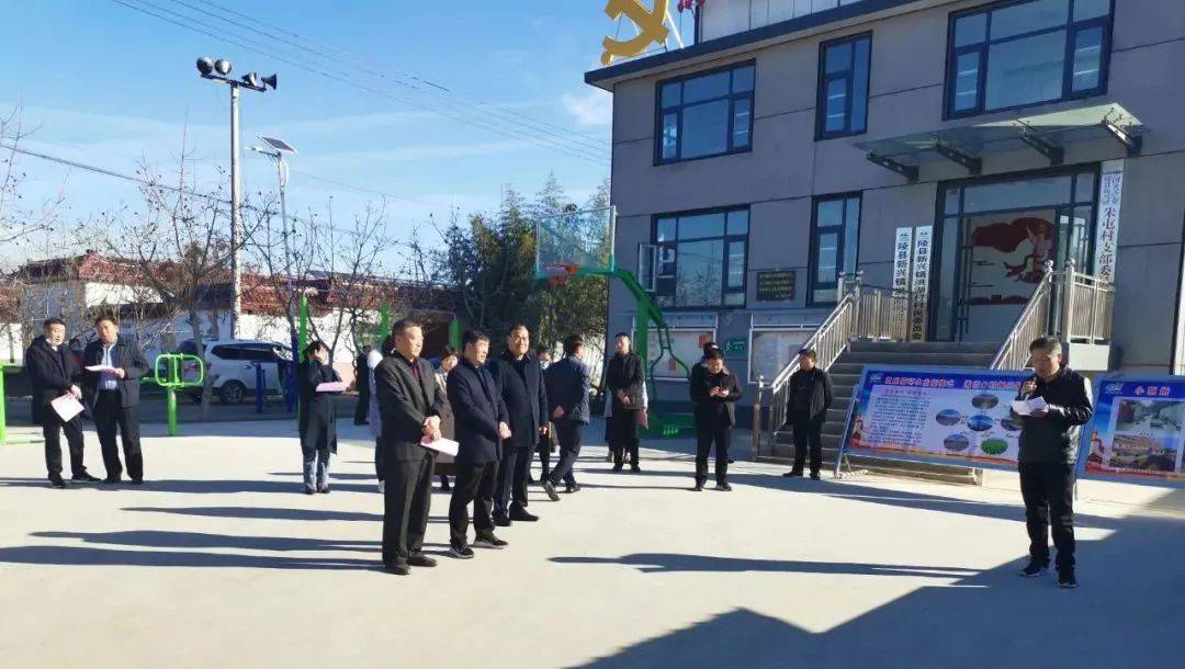 全县美丽乡村连片打造评价会议到新兴镇观摩