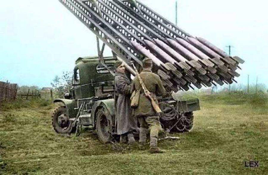 原创胜利日阅兵应该与t34并驾齐驱的苏联功勋武器喀秋莎火箭炮