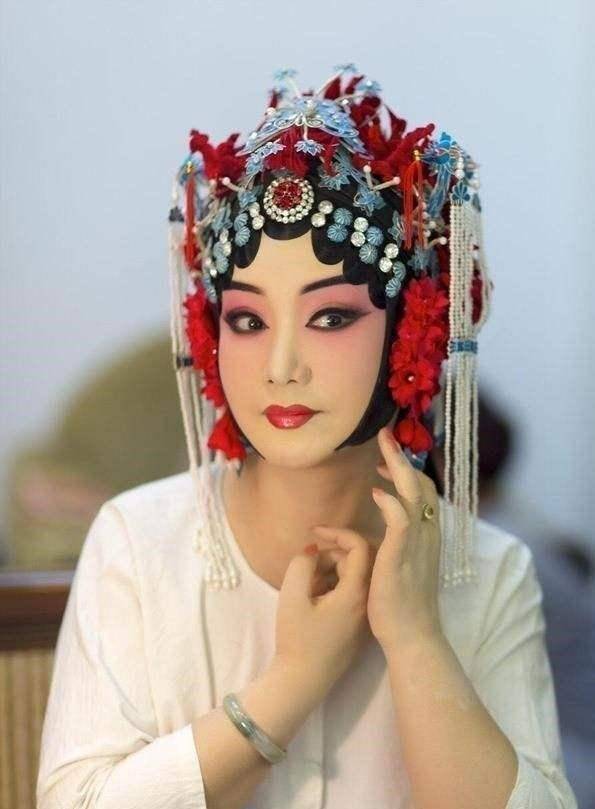 《空中剧院》为什么不播放京剧演员刘桂娟,于魁智,了