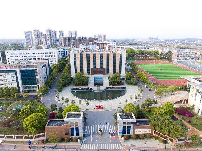 湘大云图|湖南工程职业技术学院2022年单独招生简章_测试_考生_进行