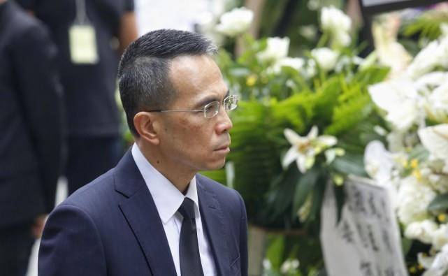 难怪许多人都说李泽钜才是隐形的中国首富.