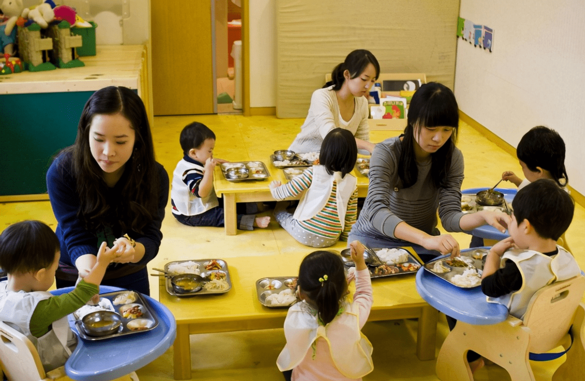 节俭的豪门媳妇郭晶晶,让儿子读14万的幼儿园,贵族幼儿园好在哪