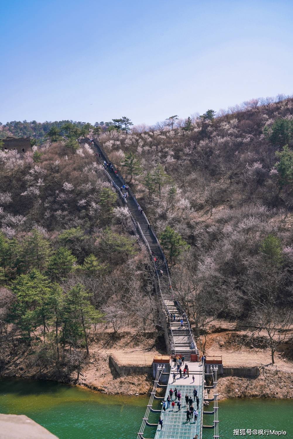 4月啦快去水长城看满山桃花盛开四条路线任选不爬山也可行