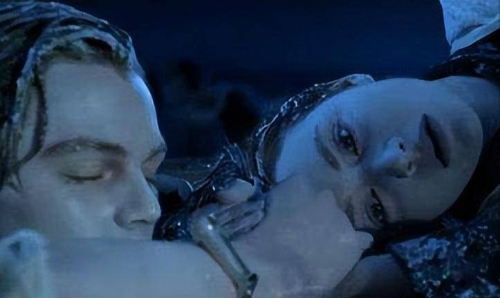 审视《泰坦尼克号》背后的细节和特效技术,用细节突出主题_罗丝_镜头