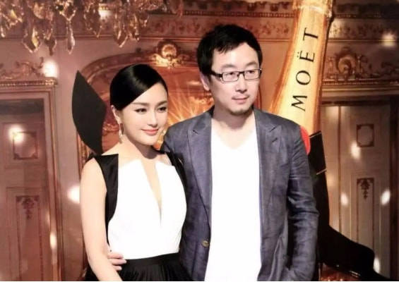 再加上陆川和胡蝶举行婚礼的时候,当时两人分手一度被传是因为胡蝶