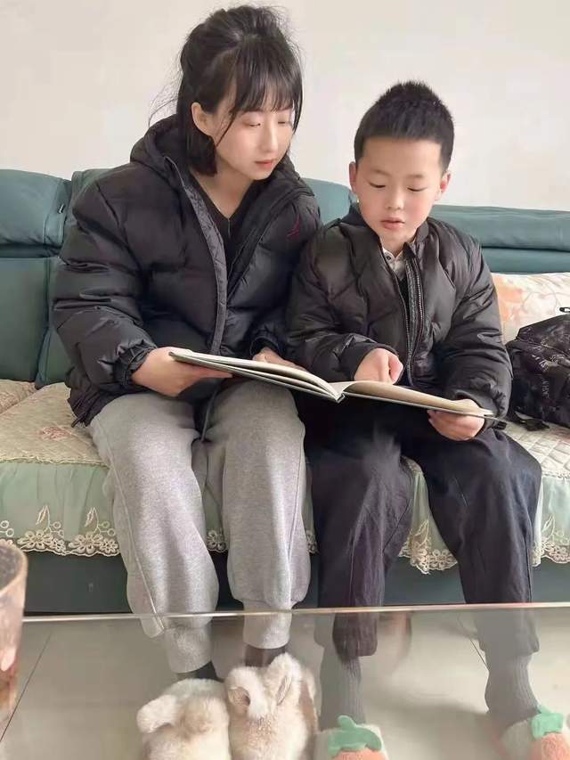 棠湖小学书香班级(二十三) | 阅读点燃智慧,好书引领