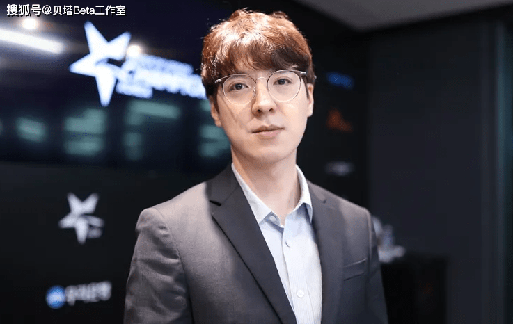 首先是亚运会这边,之前已经确定了kkoma担任韩国亚运