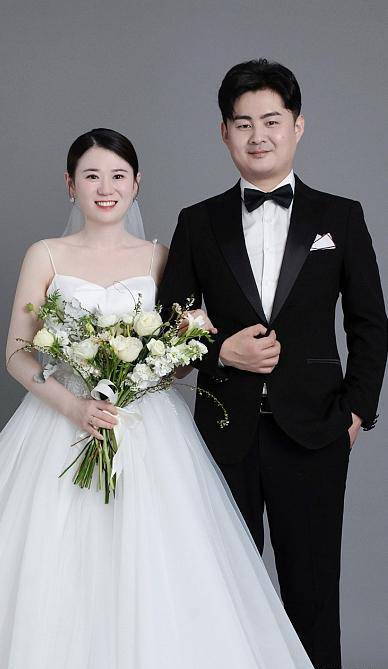 郭德纲徒孙新婚,德云社演员婚姻与明星不同:身处娱圈心态平和_于谦