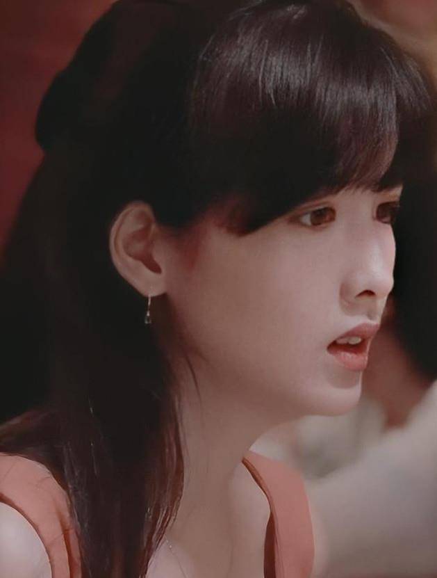 原创周慧敏年轻时照片曝光美得倾国倾城实力碾压如今一线女星