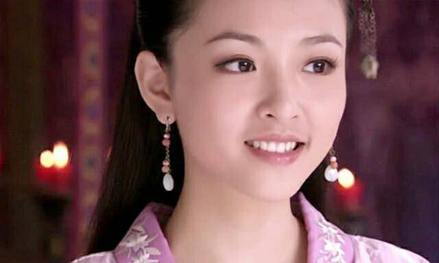 14年的《隋唐英雄4》中,吴倩扮演了朱倩倩一角