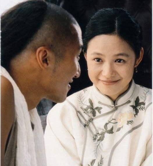 《让子弹飞》中时尚万种的万人迷"花姐";《刺客聂隐娘》中田季安的