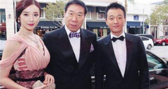 王永红:欠百亿逃往国外,还带了70亿和明星女友,亲爹去世都不回_投资