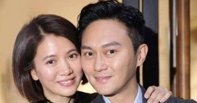 原创张智霖袁咏仪现身家庭聚会嘟嘴献吻美貌外甥女曹查理舅舅缺席