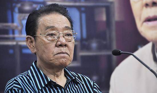 单田芳到京城拍电视剧,开酒厂都不成功,最后他决定:干老本行_公司