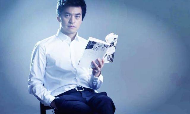 原创李健段子手十级笑哭提到悲悯让全场肃然起敬