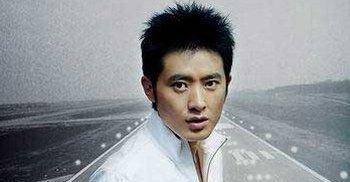 "易大川"任泉:从演员到转战商业,放弃成名如今却身价百亿_部队_店面