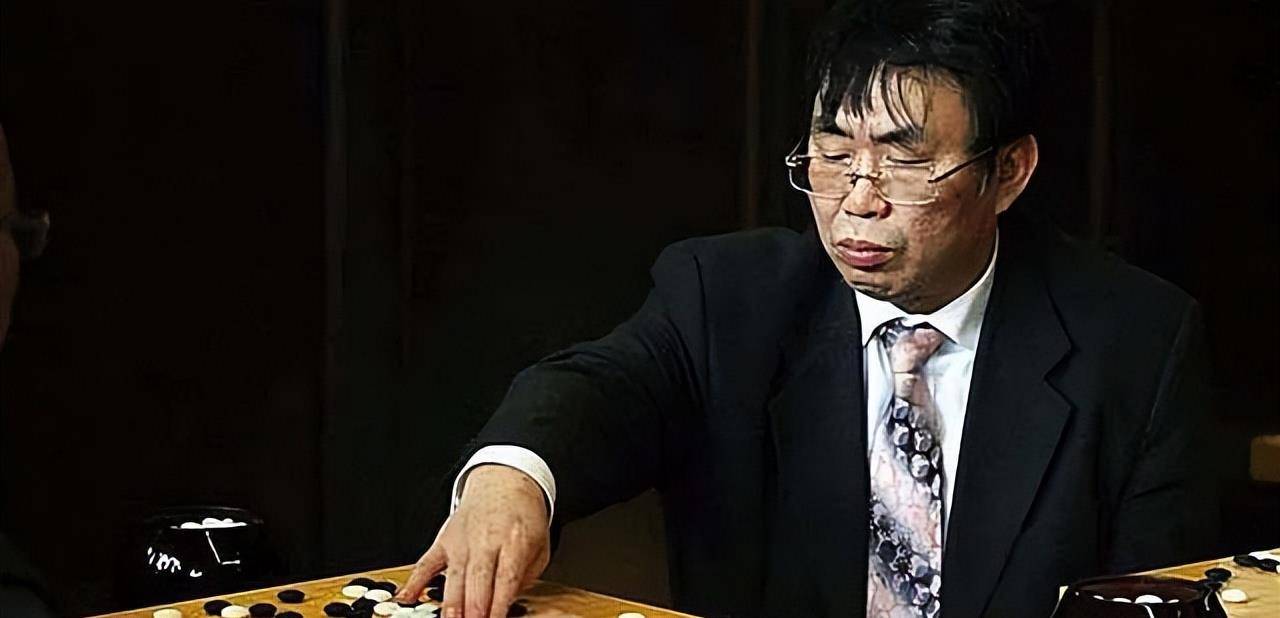 原创围棋名将常浩近况在导师的反对下他娶了一个比他大8岁的二婚师姐