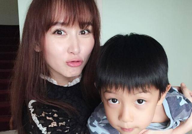 原创42岁胡静忙事业不顾家被传与婆家闹掰嫁入50亿豪门拒当阔太