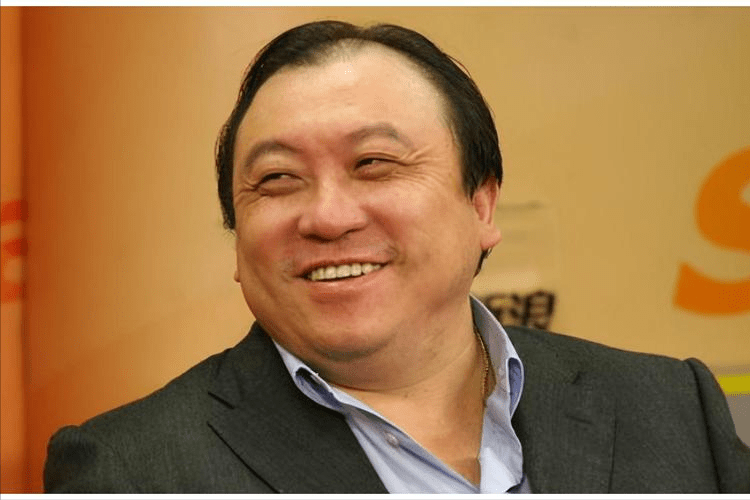 烂片之王王晶捧红周星驰和周润发甚至养活半个娱乐圈