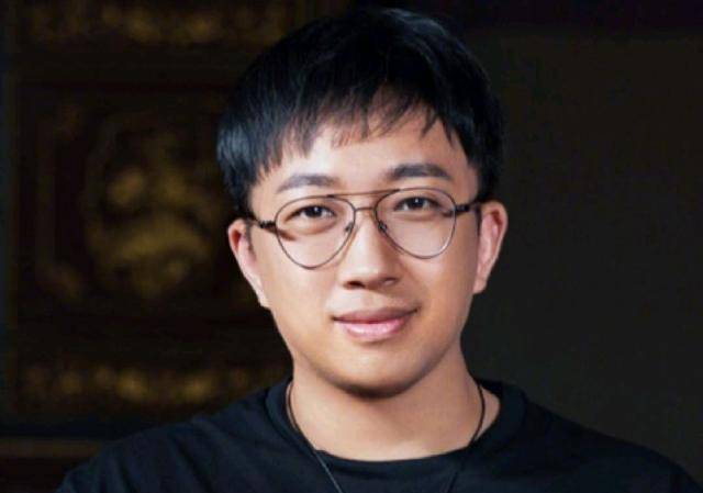 李嘉欣复出加盟综艺,于正给她招黑_王祖贤_问题_刘德华