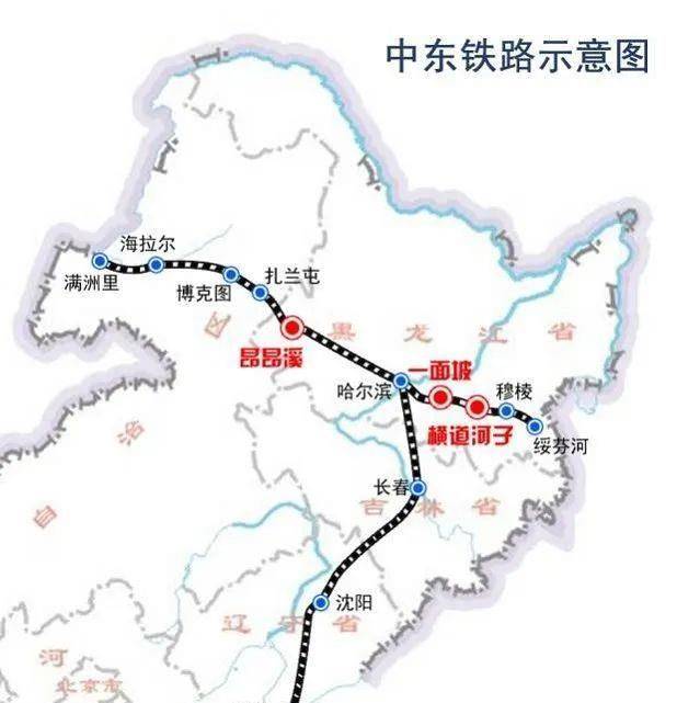 东清铁路和松花江航线的交汇点就是—哈尔滨,于是哈尔滨有了十分