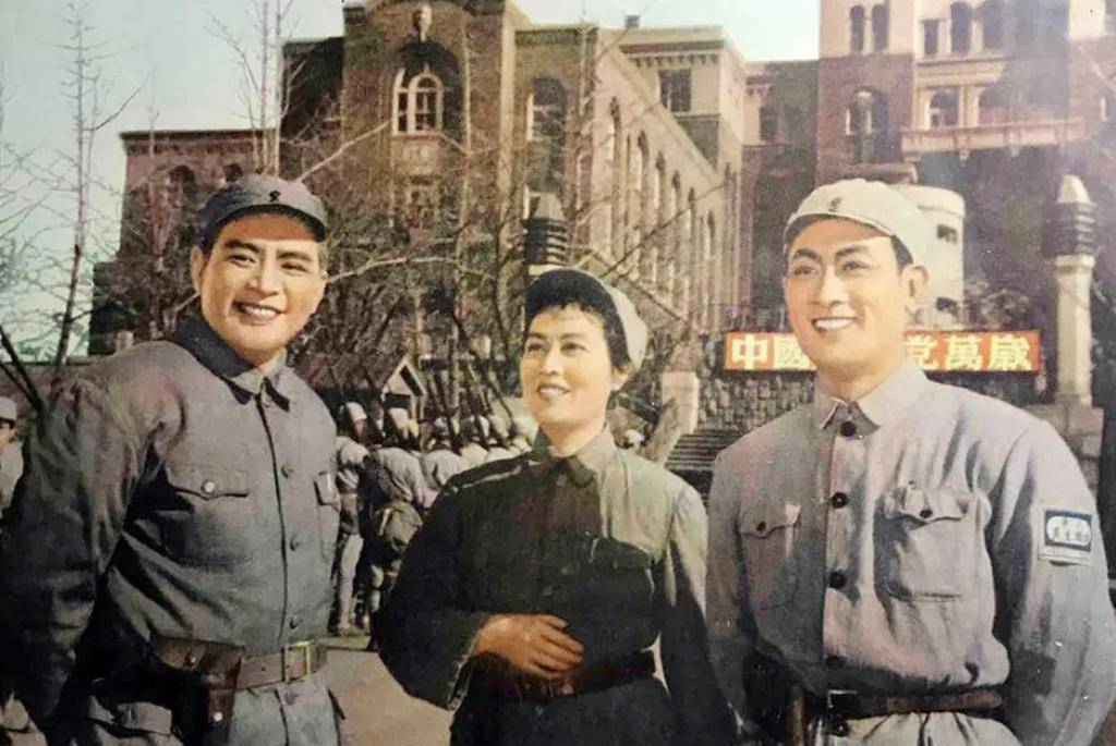 舒,张崇晓,任伟民,等《兵临城下》被屏蔽了.