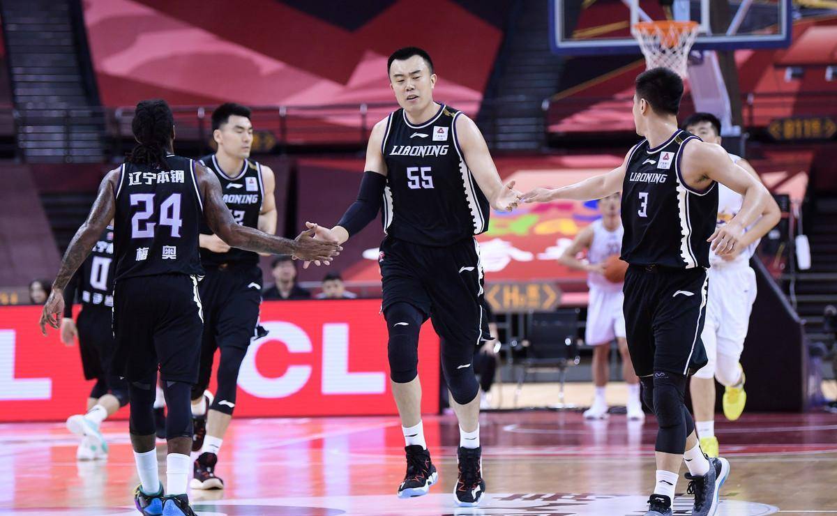 辽宁队最稳定球员是他!33岁韩德君统治内线:命中率第2