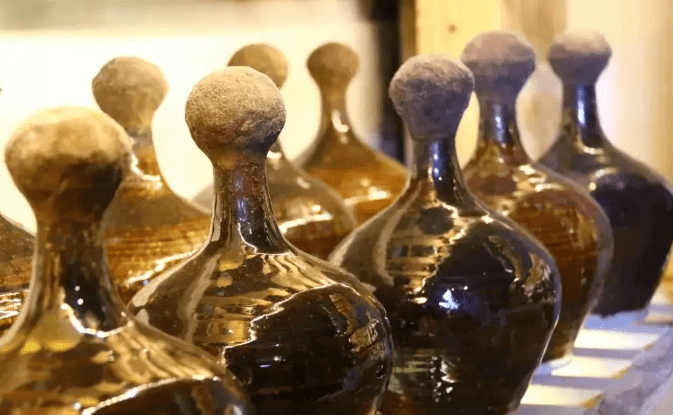 原创
  湖南赫赫有名的“牛屎酒”，真是牛粪堆里酿出来的？ 第4张